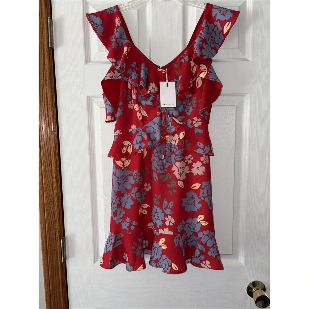 C/MEO Collective Red Floral Ruffle Cold‎ Shoulder Mini Dress Womens Medium NWT